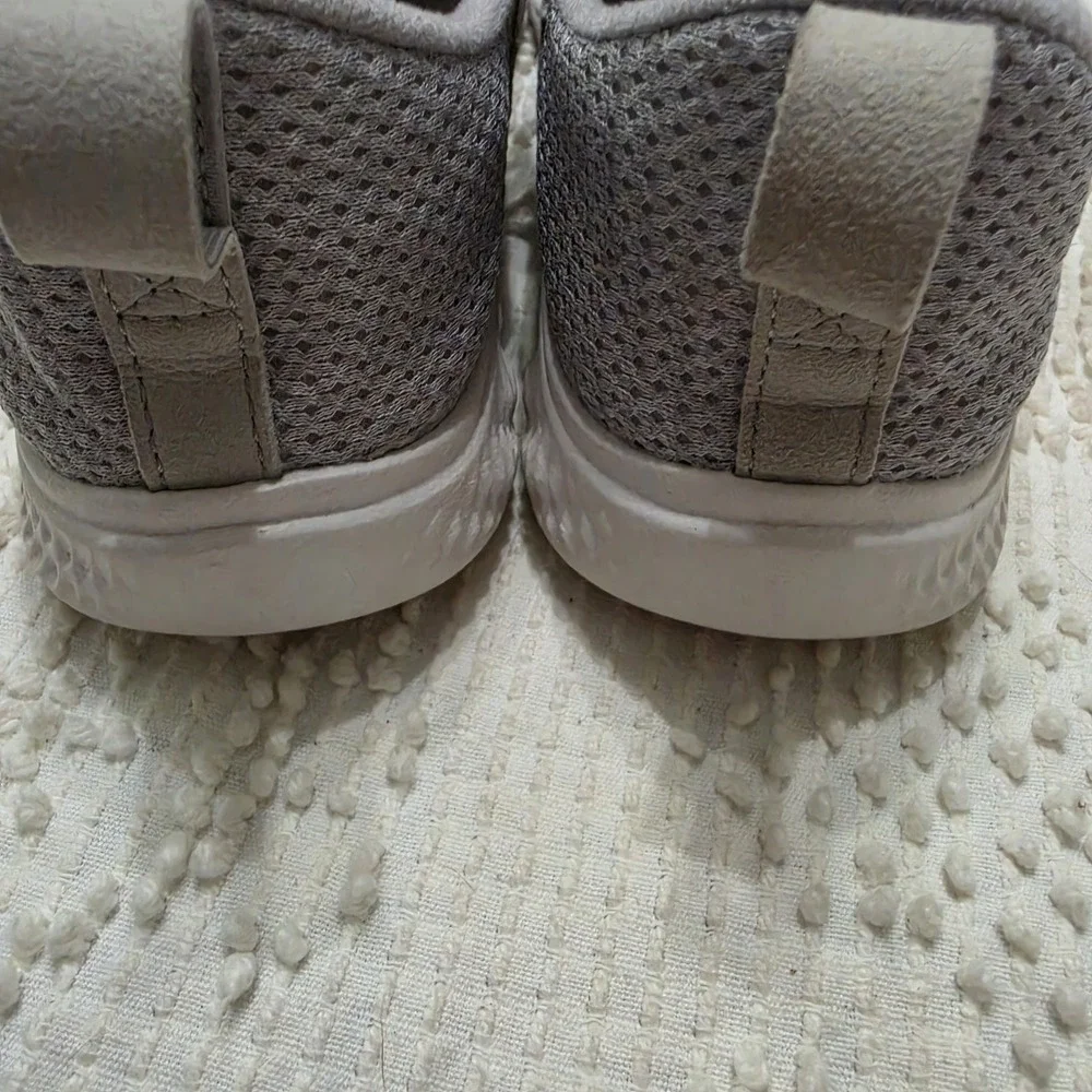 New Balance Fresh Foam Sport V1 Gray Running Shoes Women's Size 7 B [WSPTLW1]